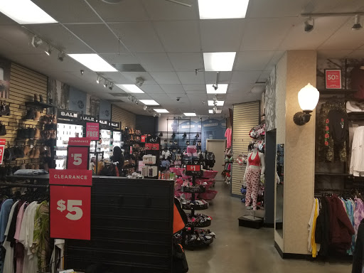 Clothing Store «rue21», reviews and photos, 112 Pavilion Pkwy, Fayetteville, GA 30214, USA