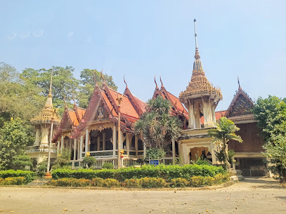 พิพิธภัณฑ์พื้นบ้านวัดม่วง Wat Moung Thai folk museum
