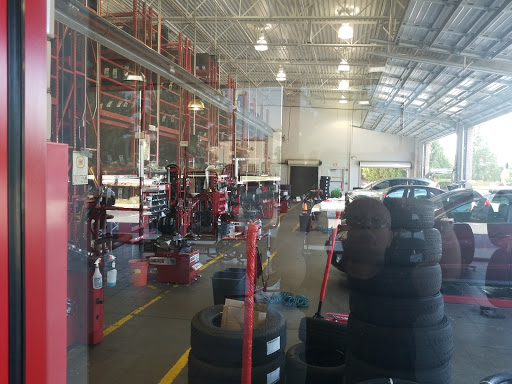 Tire Shop «Discount Tire Store - Lawrenceville, GA», reviews and photos, 1989 Duluth Hwy.120, Lawrenceville, GA 30043, USA