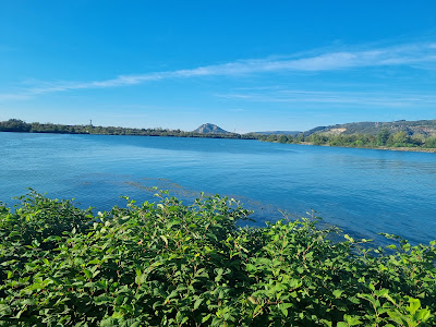 Point De Vue à La Roche-de-Glun