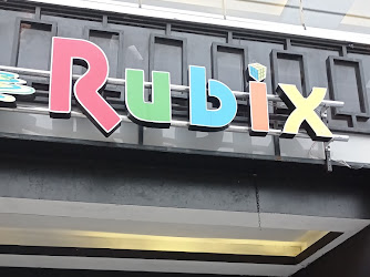 Rubix Cafe
