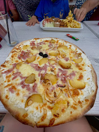 Plats et boissons du Restaurant L'oasis Snack pizza glacier à Le Barcarès - n°2