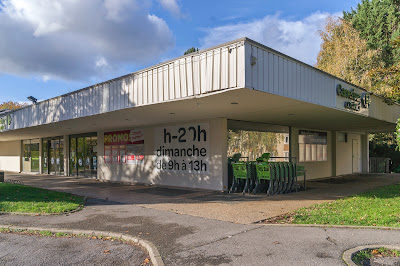 Carrefour Contact à Senlis