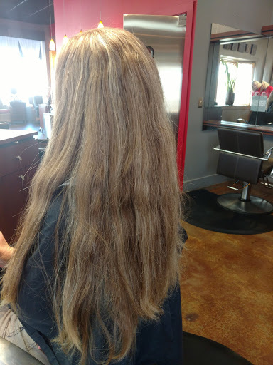 Beauty Salon «Pure Aveda Salonspa», reviews and photos, 206 W 5th Ave, Mt Dora, FL 32757, USA