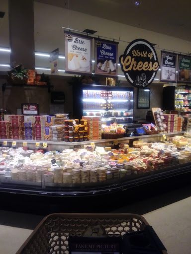 Grocery Store «Safeway», reviews and photos, 20620 W Homestead Rd, Cupertino, CA 95014, USA