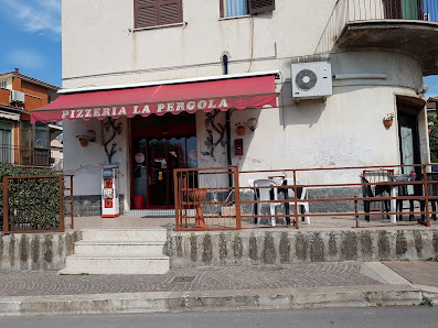 Pizzeria La Pergola Via Rosolina, 2, 00010 Tivoli RM, Italia