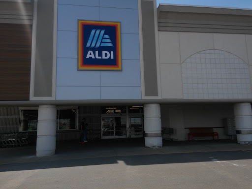 Supermarket «ALDI», reviews and photos, 5999 South Park Ave, Hamburg, NY 14075, USA