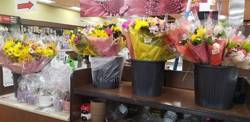 Shopping Mall «Forest Promenade Shopping Center», reviews and photos, 965 Richmond Ave, Staten Island, NY 10314, USA