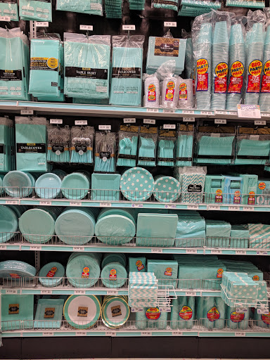 Party Store «Party City», reviews and photos