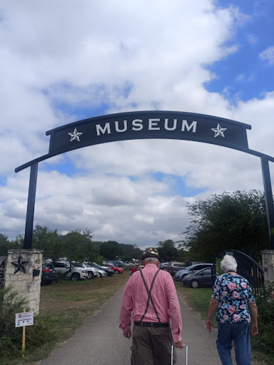 Local History Museum «Museum of Texas Handmade Furniture», reviews and photos, 1370 Churchill Dr, New Braunfels, TX 78130, USA