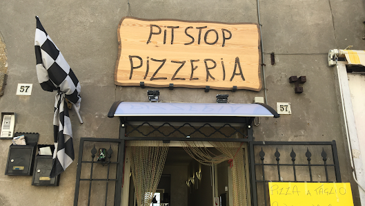 Pit stop Via Roma, 57A, 00059 Tolfa RM, Italia