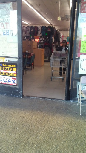 Shopping Mall «Rio Rancho Mall», reviews and photos, 2001 Garey Ave, Pomona, CA 91766, USA