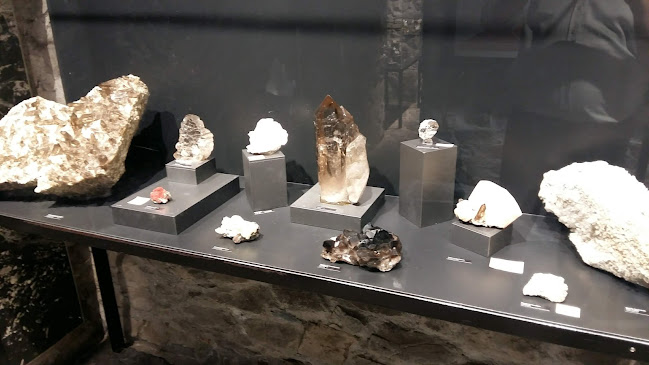 Rezensionen über Urner Mineralien-Museum in Kriens - Museum