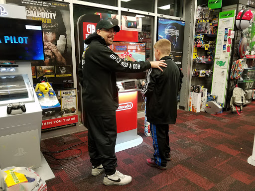 Video Game Store «GameStop», reviews and photos, 8171 S Howell Ave STE 300, Oak Creek, WI 53154, USA