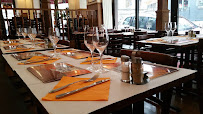 Atmosphère du Restaurant français Le Relais Gascon montmartre paris18e - n°18
