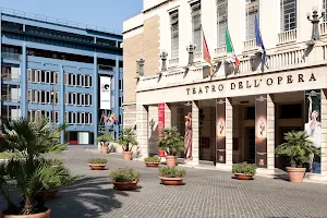 iQ Hotel Roma image