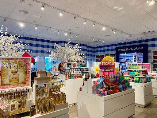 Beauty Supply Store «Bath & Body Works», reviews and photos, 340 Cbl Dr #101, St Augustine, FL 32086, USA