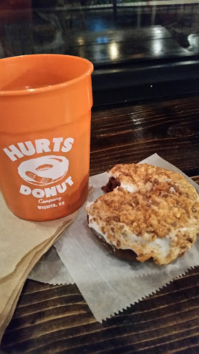 Donut Shop «Hurts Donut», reviews and photos, 7010 W 21st St, Wichita, KS 67205, USA