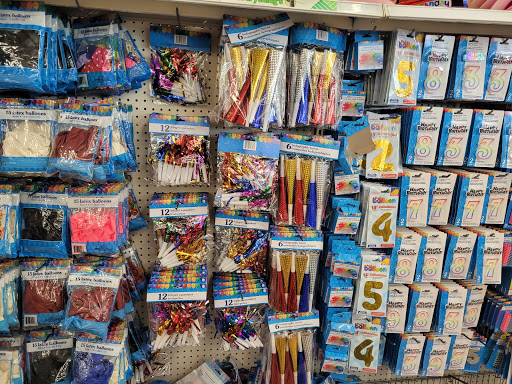Dollar Store «Dollar Tree», reviews and photos, 181 S Rosemead Blvd, Pasadena, CA 91107, USA