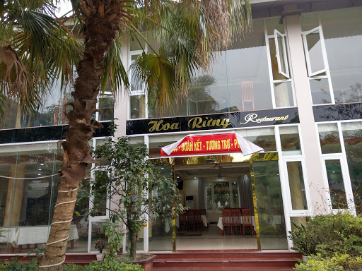 Nhà Hàng Hoa Rừng