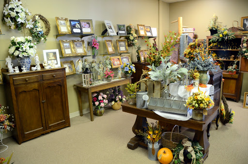 Florist «Bud and Bloom Florist», reviews and photos, 355 N Morton St, Franklin, IN 46131, USA
