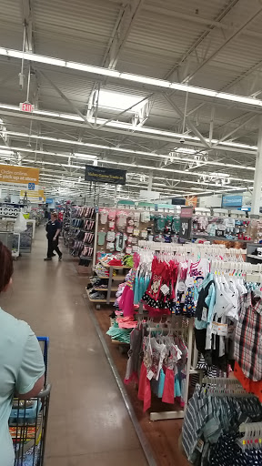 Department Store «Walmart Supercenter», reviews and photos, 35 Plaza Dr, Tamaqua, PA 18252, USA