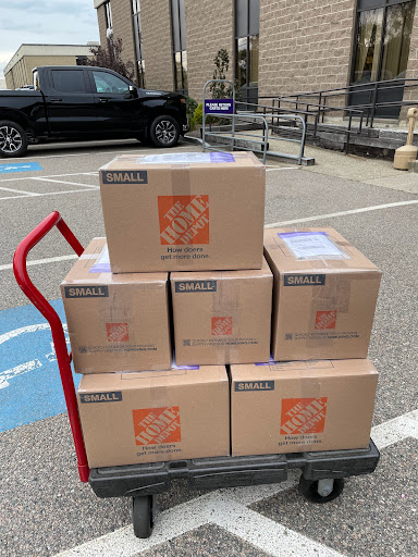 Shipping and Mailing Service «FedEx Ship Center», reviews and photos, 4 Chiefs Way, Randolph, MA 02368, USA