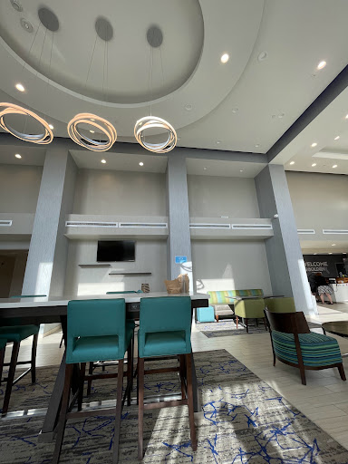 Hampton Inn & Suites Gilroy image