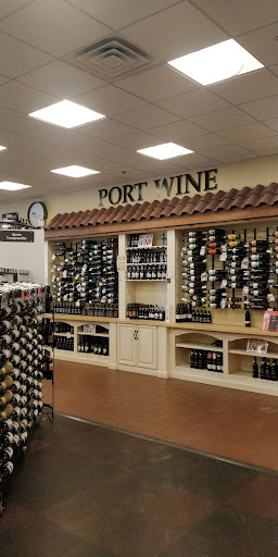 Liquor Store «Julios Liquor», reviews and photos, 140 Turnpike Rd, Westborough, MA 01581, USA