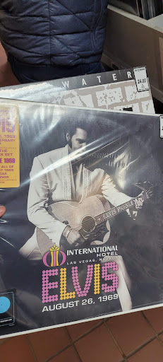 Record Store «Reckless Records», reviews and photos, 3126 N Broadway St, Chicago, IL 60657, USA