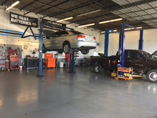 Used Car Dealer «Fort Myers Auto Mall», reviews and photos, 2475 Fowler St, Fort Myers, FL 33901, USA