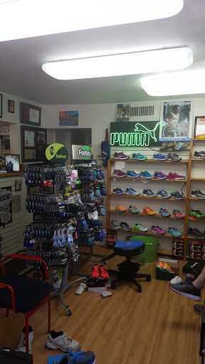 Running Store «Run Florida on McGregor», reviews and photos, 13101 McGregor Blvd, Fort Myers, FL 33919, USA