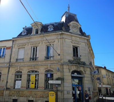 La Banque Postale à Mantes-la-Jolie