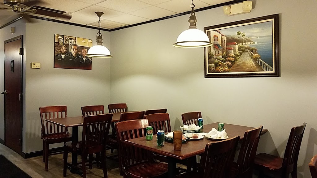 Cavros Pizzeria 06118