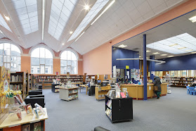 Dennistoun Library