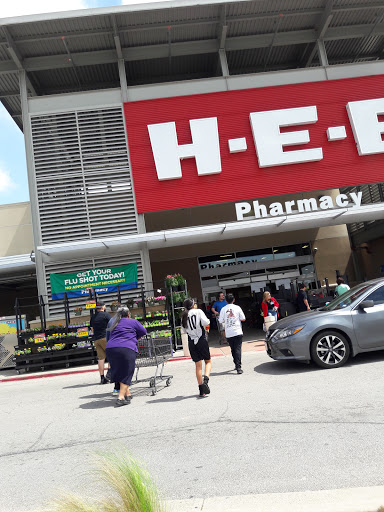 Grocery Store «H-E-B plus!», reviews and photos, 800 Dallas Hwy, Waxahachie, TX 75165, USA