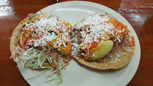 Restaurante salvadoreño Heroica Matamoros