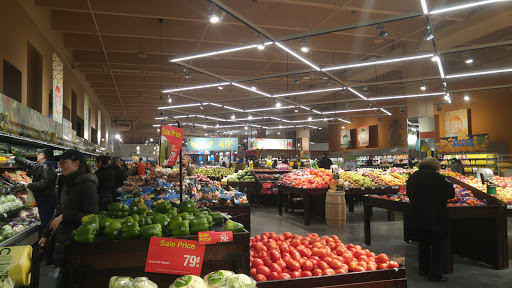 Supermarket «Metro Market», reviews and photos, 4075 N Oakland Ave, Shorewood, WI 53211, USA