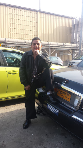 Auto Body Shop «Maaco Collision Repair & Auto Painting», reviews and photos, 53-24 98th St, Corona, NY 11368, USA