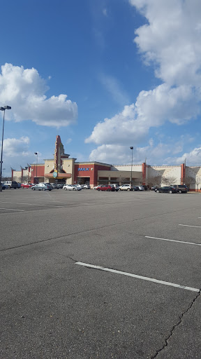 Movie Theater «Cobb Theatres Hollywood 16 & IMAX», reviews and photos, 4250 Old Greensboro Rd, Tuscaloosa, AL 35405, USA