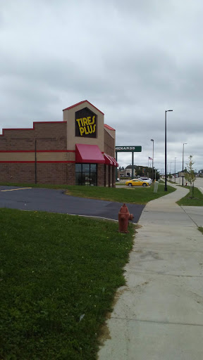 Tire Shop «Tires Plus», reviews and photos, 6746 S 27th St, Oak Creek, WI 53154, USA