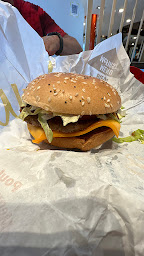 Photo n°34 de McDonald's à Bagnols-sur-Cèze ()