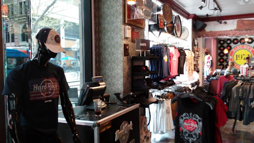 Shopping Mall «Denver Pavilions», reviews and photos, 500 16th St, Denver, CO 80202, USA