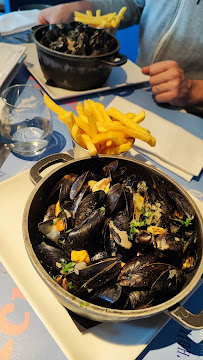 Moules-frites du Restaurant La Criée Saint Thibault des Vignes - n°1