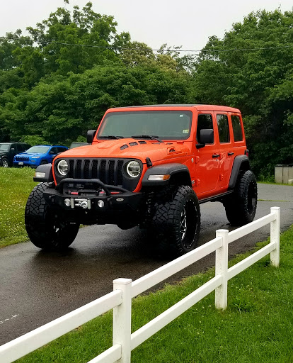 Car Dealer «Dealers Trade Outlet», reviews and photos, 16327 Lee Hwy, Gainesville, VA 20155, USA