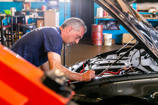 Auto Repair Shop «Closs Tire & Auto», reviews and photos, 1340 N Lewis Ave, Waukegan, IL 60085, USA