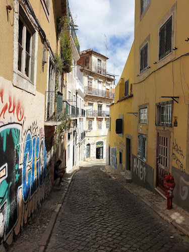 Largo Salvador Correia De Sá - Lisboa