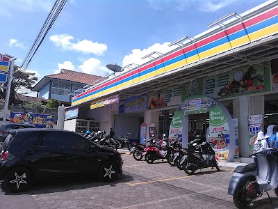 Photos of Indomaret Lembang Plus