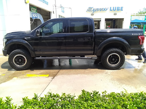 Car Wash «Car Spa Midtown», reviews and photos, 2801 Brazos St, Houston, TX 77006, USA