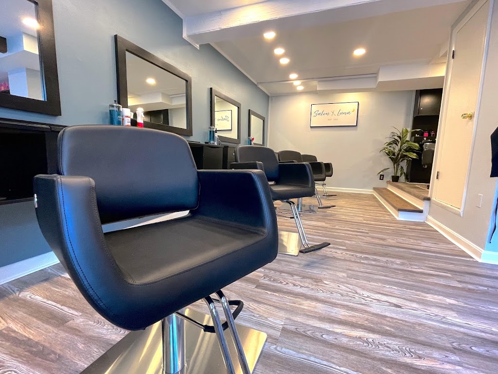 Salon Luna 15116